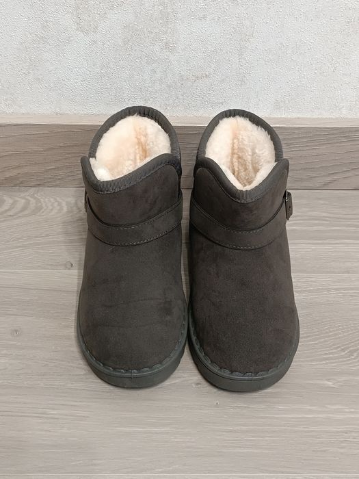 Нові дитячі уггі на ніжку 18 см