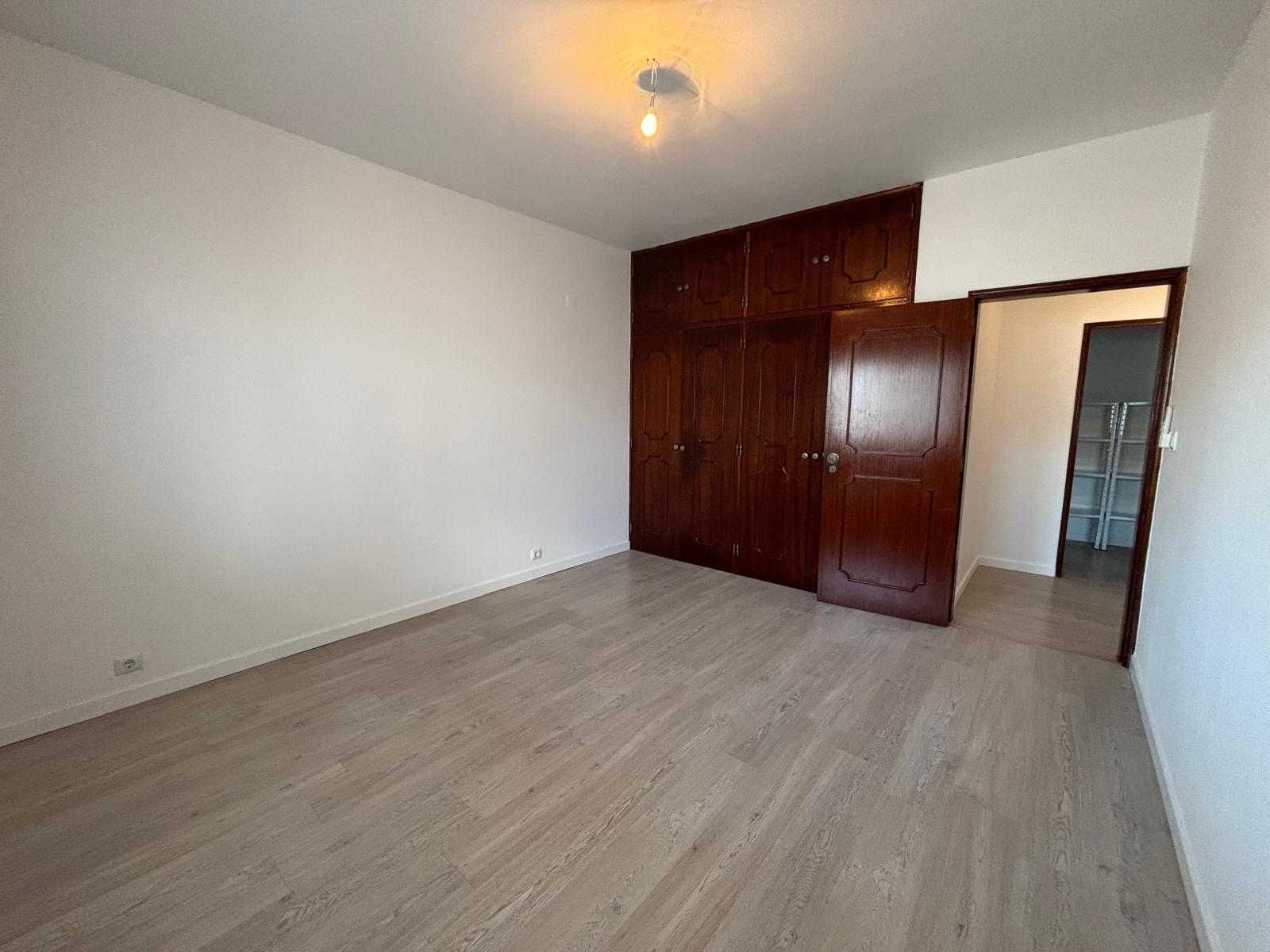 Apartamento T3 Arrendamento Anual – Loulé