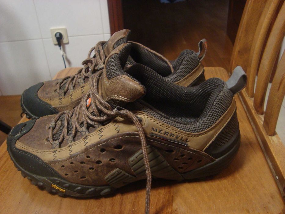 Sapatilhas de marca Merrel