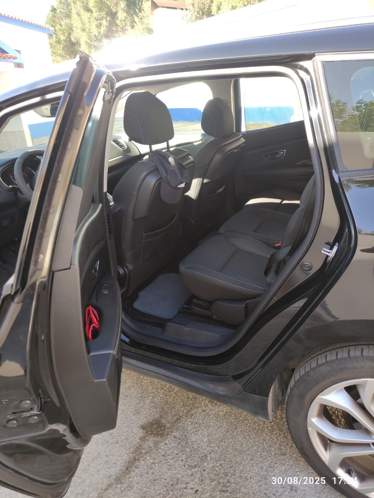 Renault Grande Scenic 1.5 dci 7L