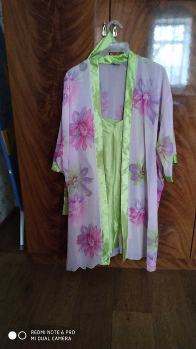 Пенюар з халатом