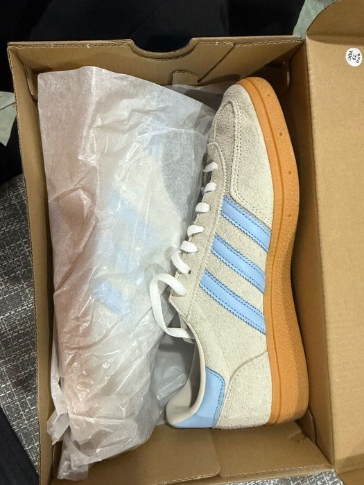 Sapatilhas adidas novas