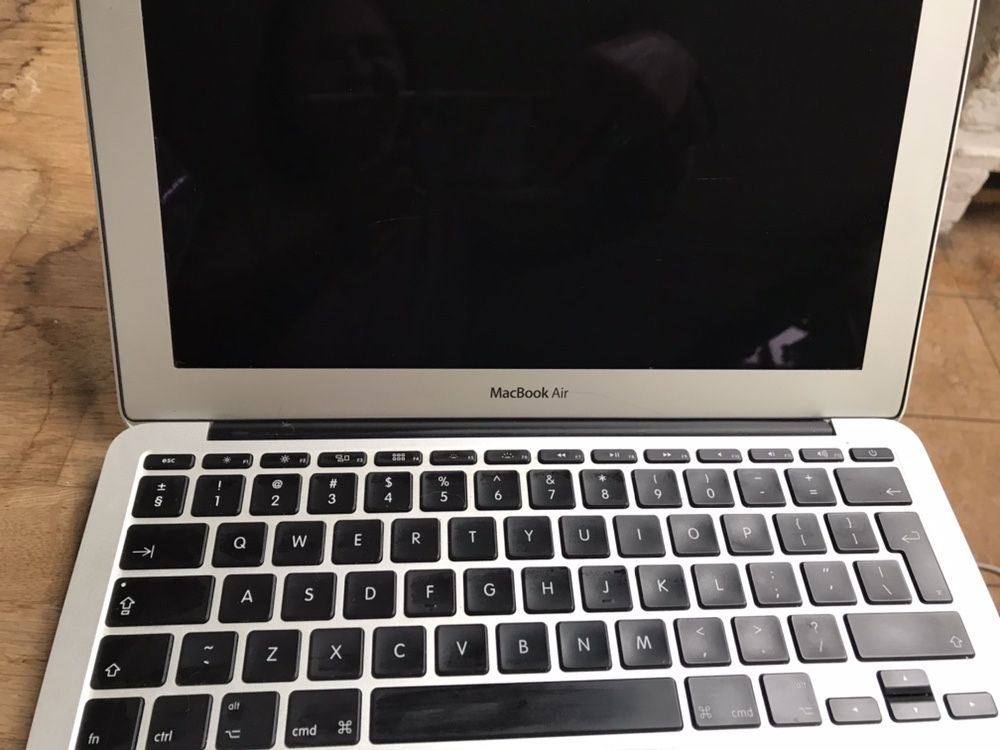 MacBook Air sprawny komplet