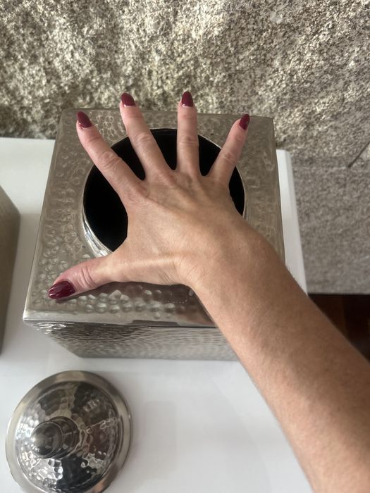 Conjunto de 2 potes devorativos