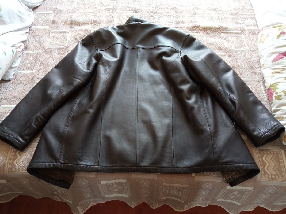 Продам кожану куртку58/60розмір. чоловічу недорого з натуральної шкіри