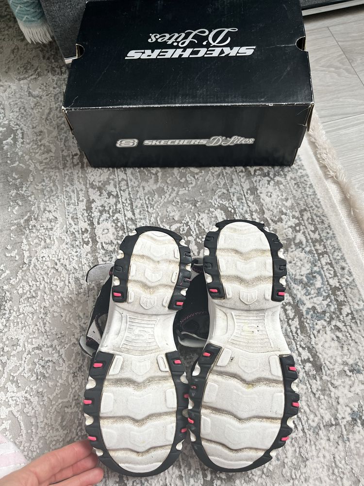 Босоніжки дитячі Skechers, 35 розмір