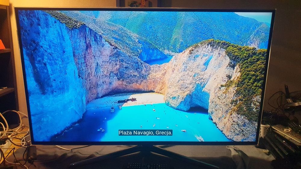 Telewizor LED Samsung 48", SmartTv, Wi-Fi, Netflix, YouTube.