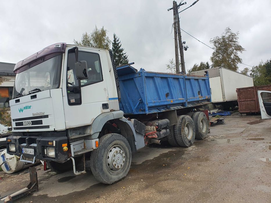 Iveco eurotrakker 6x6 silnik 360 km