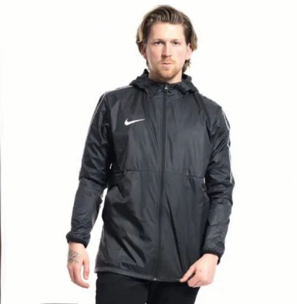 Спортивна вітровка NIke Dry Park 18 Rain Jacket (AA2090-010)