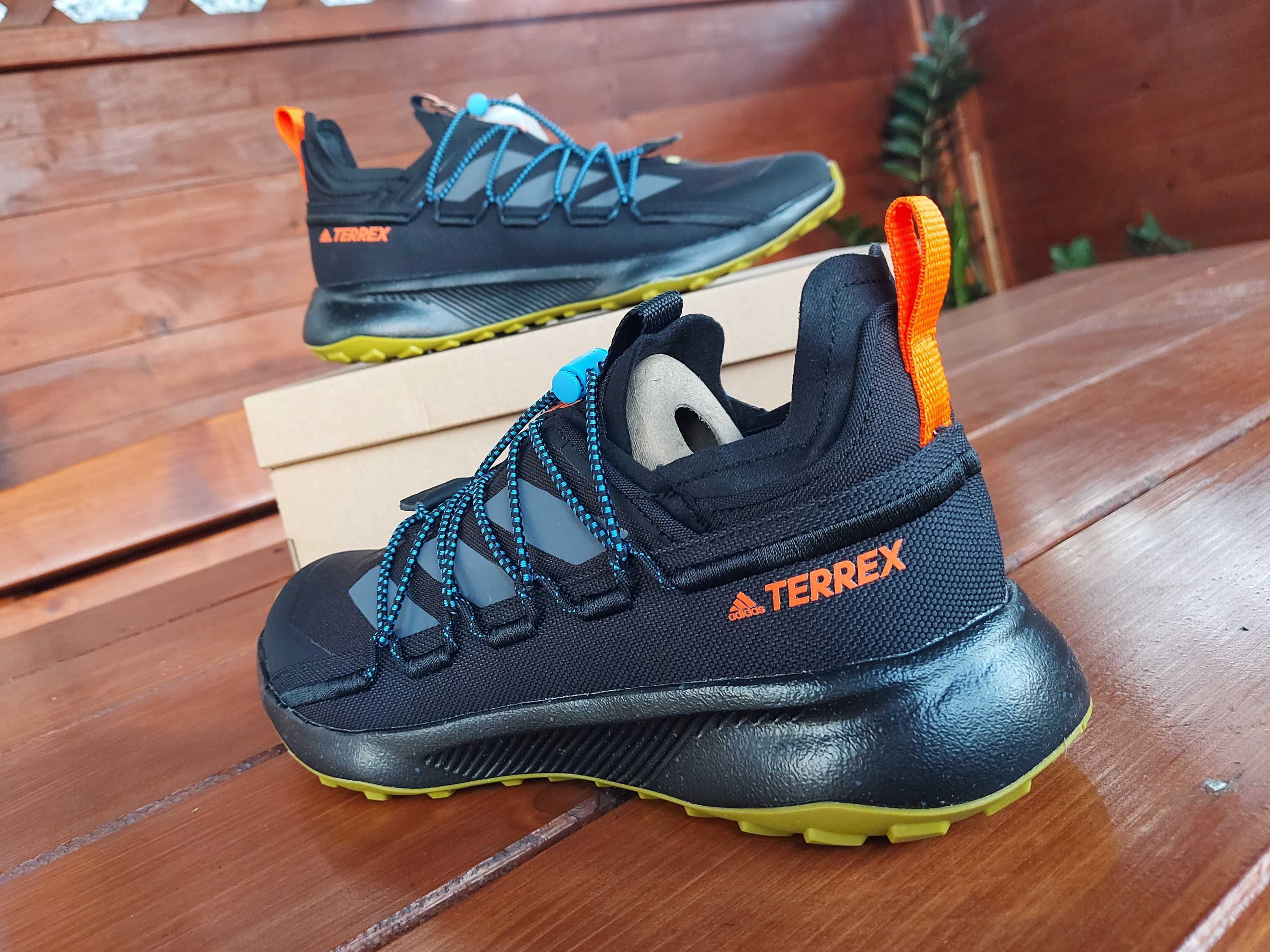 Adidas buty trekkingowe Voyager 21 Canvas r. 43 1/3 | GX8676