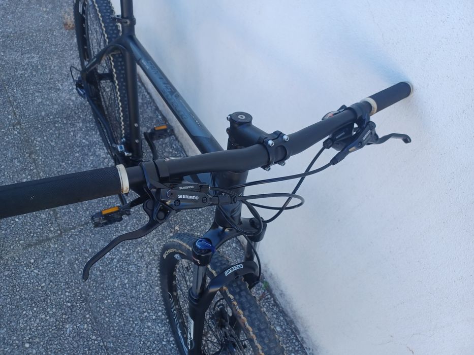 Bicicleta btt roda 27.5 pouco uso