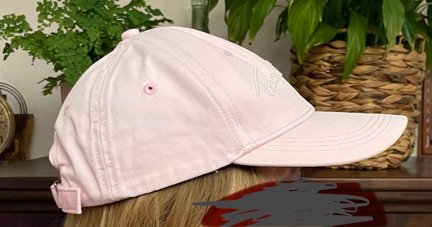 Tommy Hilfiger czapka z daszkiem damska 
w kolorze:różowym
Stan:bardzo