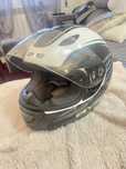 Capacete da marca Bye M