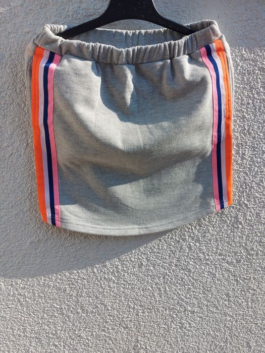 Nowa spódniczka dresowa z kieszonkami 4f rozmiar 140