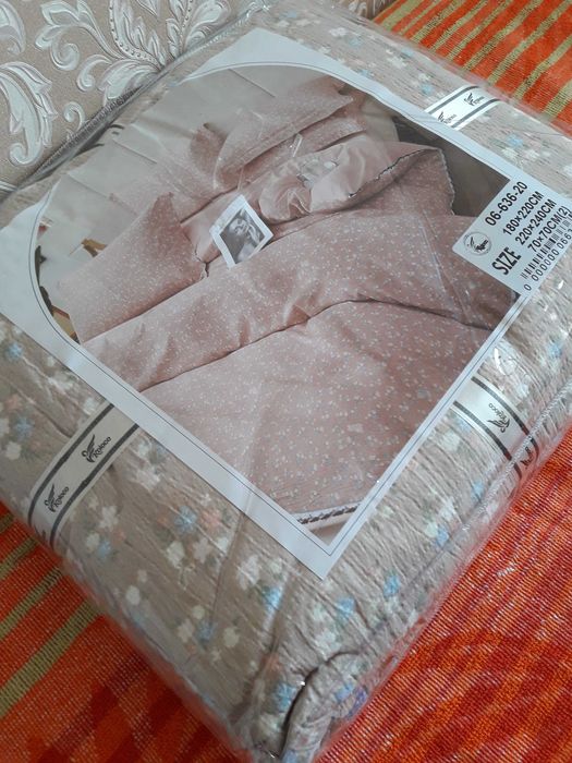 Двоспальна постільна білизна -  Муслін . Гарна якість !