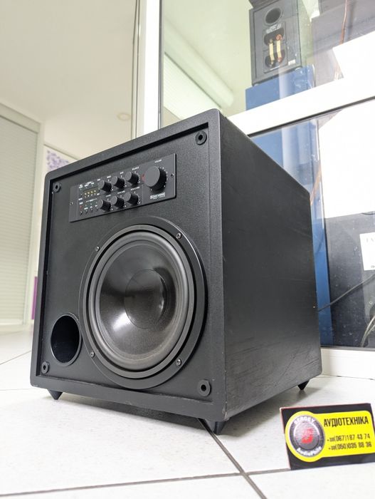 5.1 Активный сабвуфер Halton Acoustics ETA 3477 Dolby Surround. Вес 15