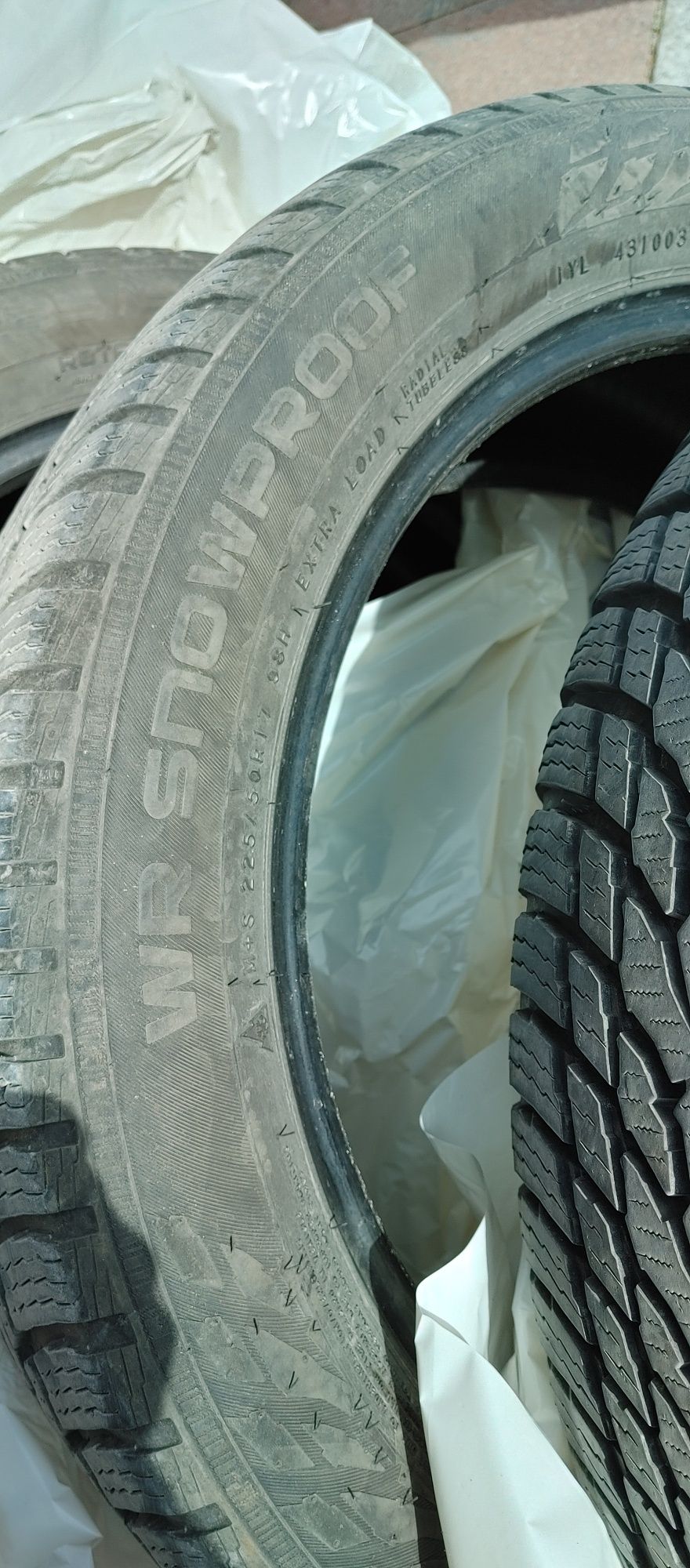 Opony zimowe NOKIAN R 17