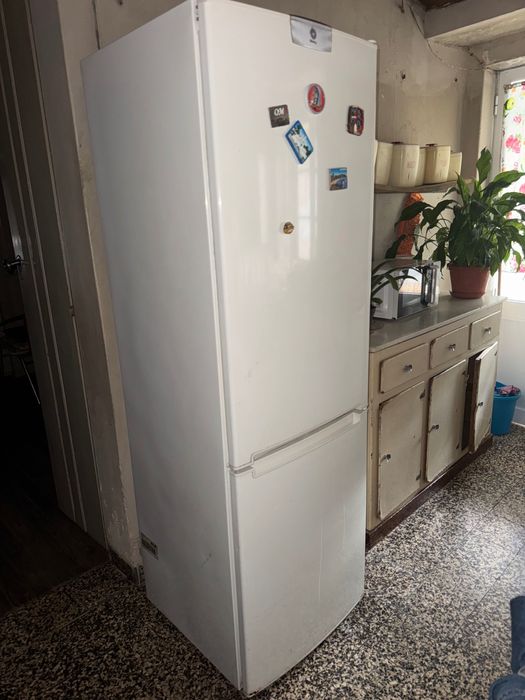 Frigorífico combinado com congelador Balay