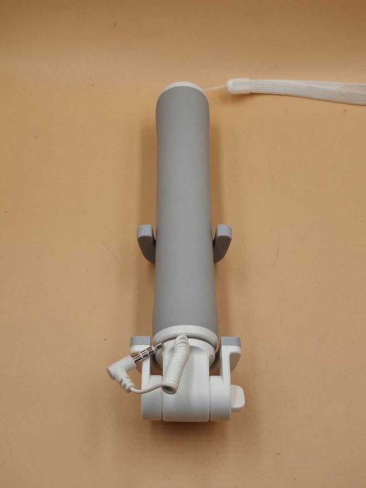 Монопод Xiaomi Mi Selfie Stick Cable