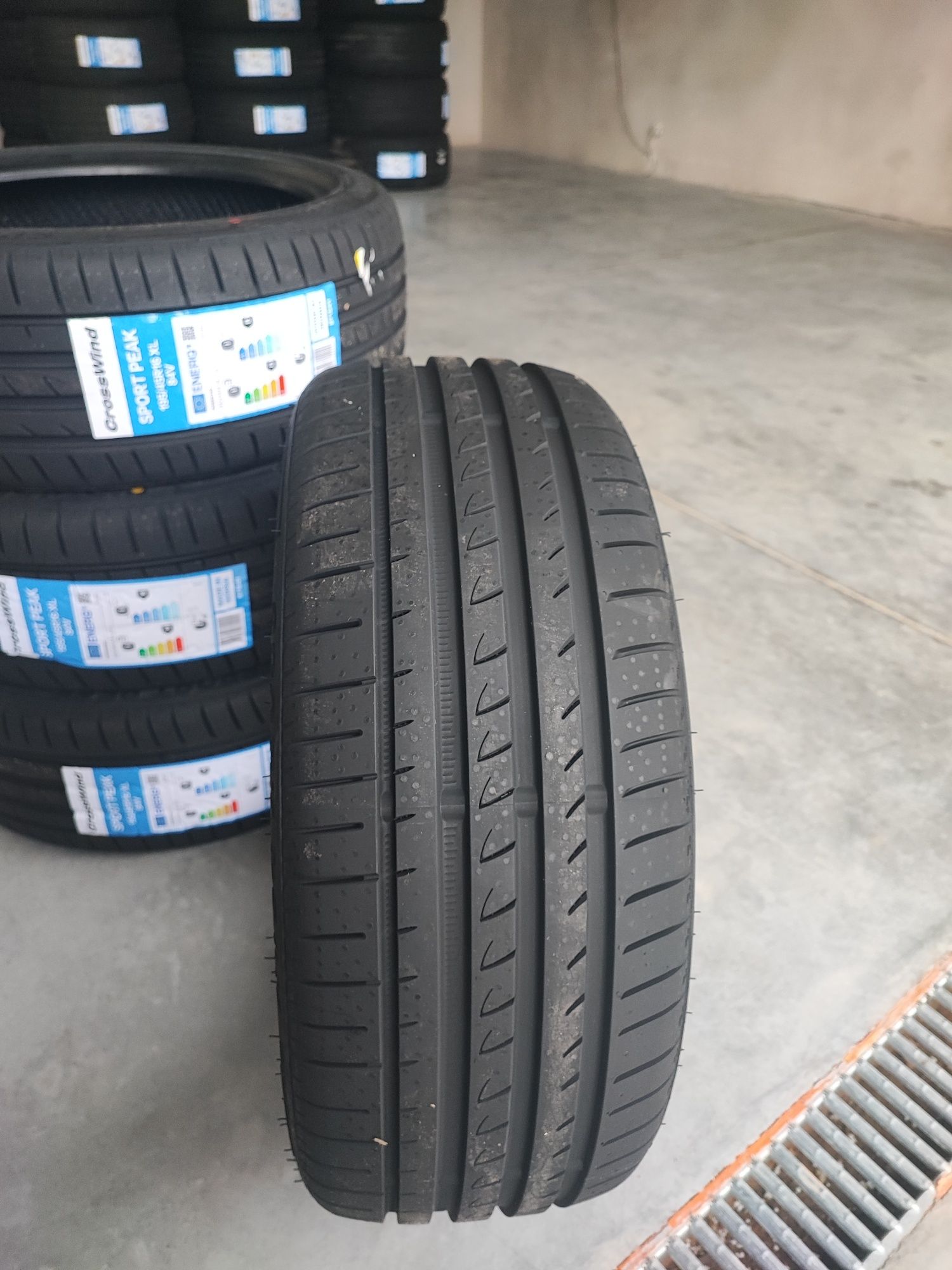 195/45r16 Crosswind Sport Peak z 2025