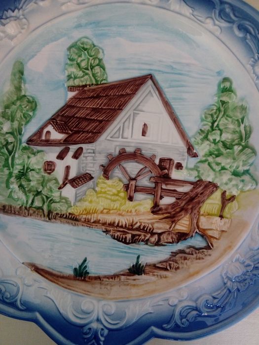 talerz porcelanowy na ścianę. "Młyn"