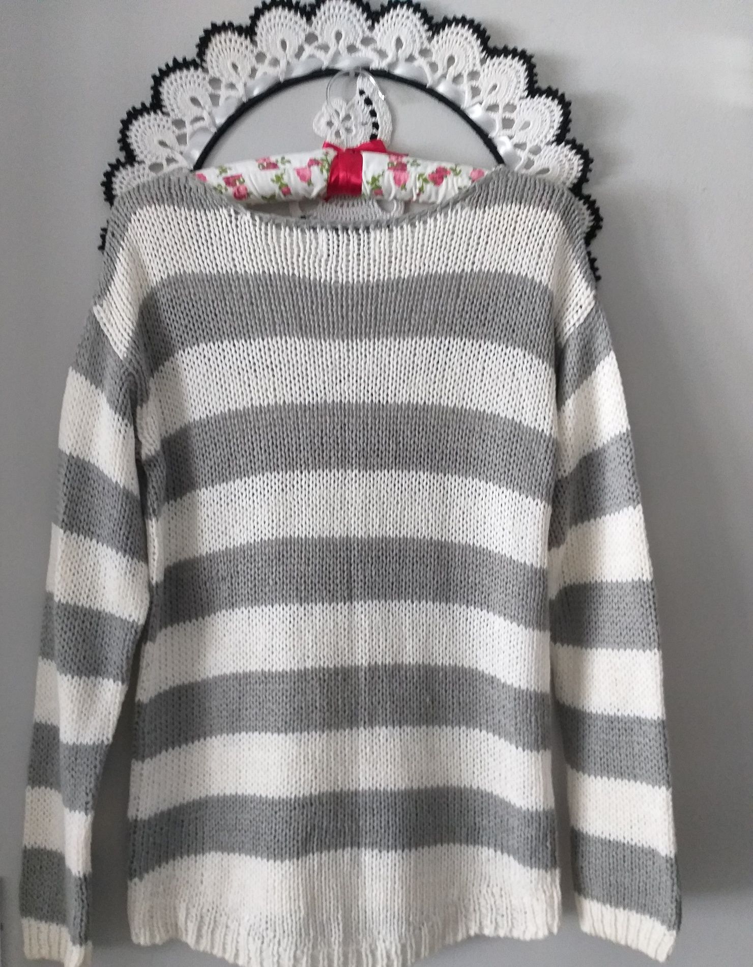 Sweter Next paski dekolt V duży dekolt r. S 36
