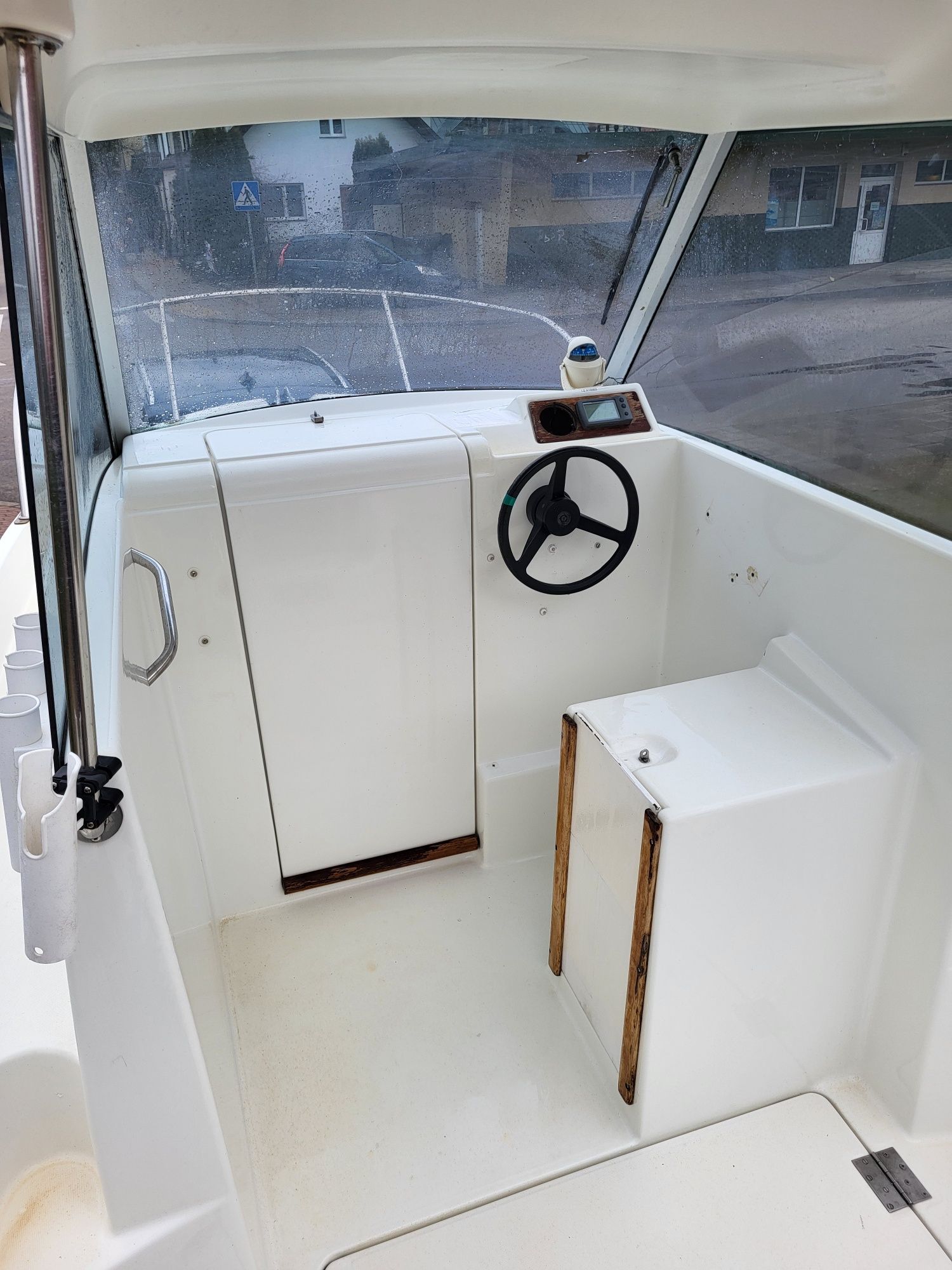 Lodz kabinowa Pilothouse Antares 500 lodka 5m