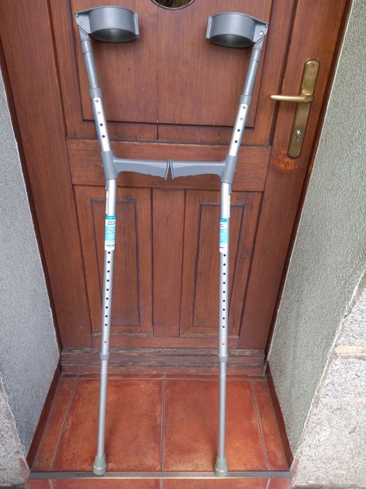 Kule ortopedyczne regulowane.