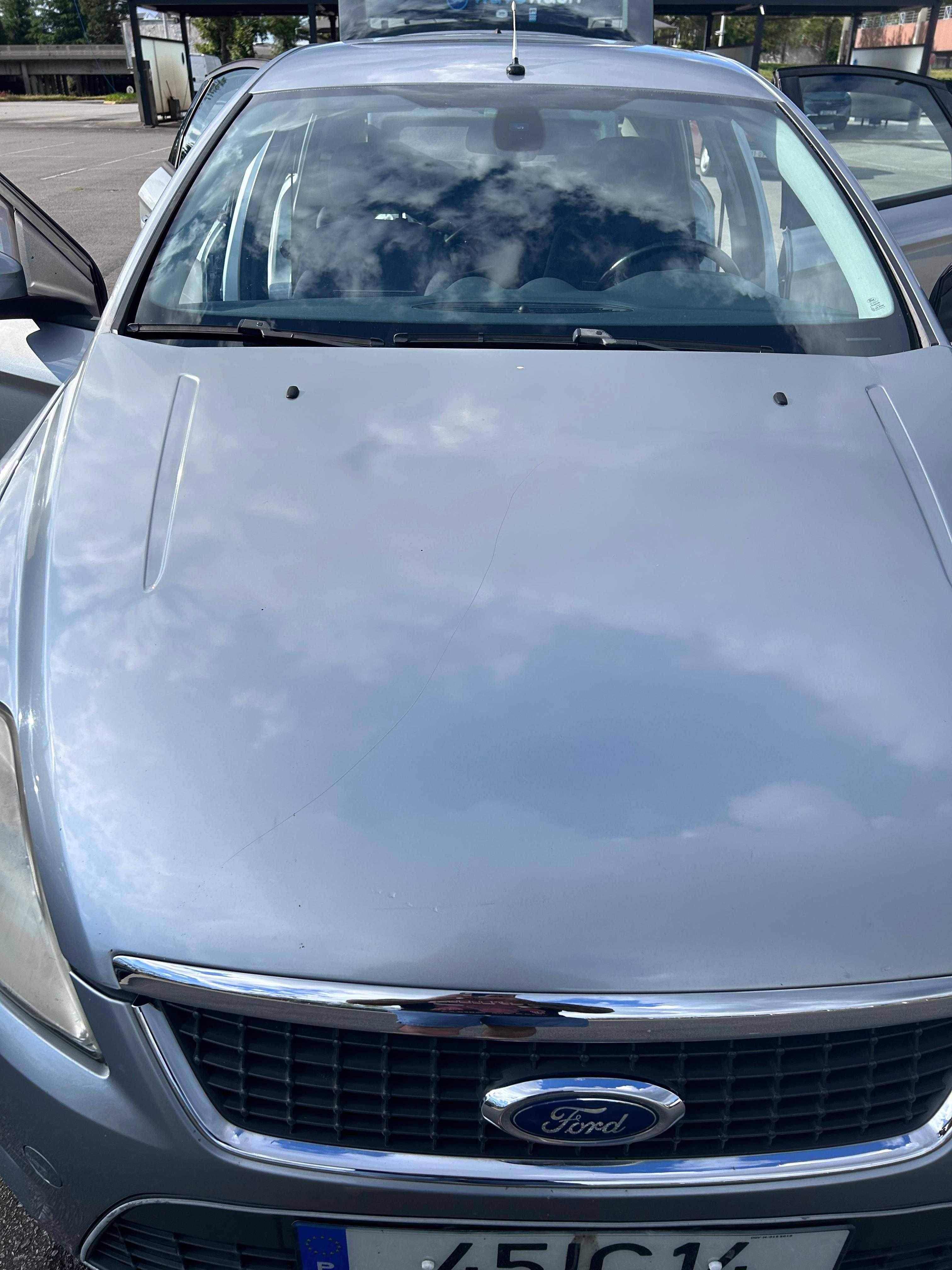 Carro Ford Mondeo