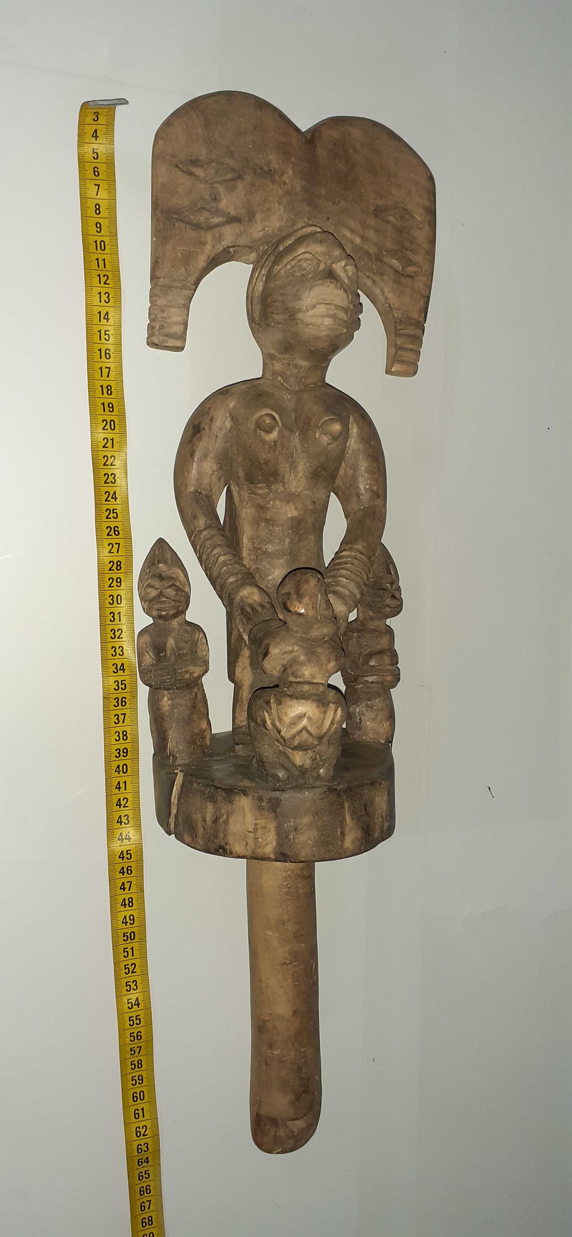Escultura Tribal madeira nobre