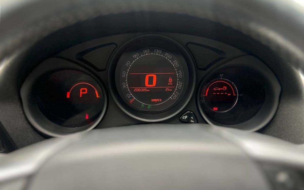 Citroen C4 2011 року