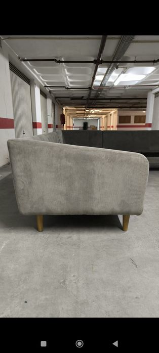Sofá em muito bom estado, 270x270 para desocupar rápido