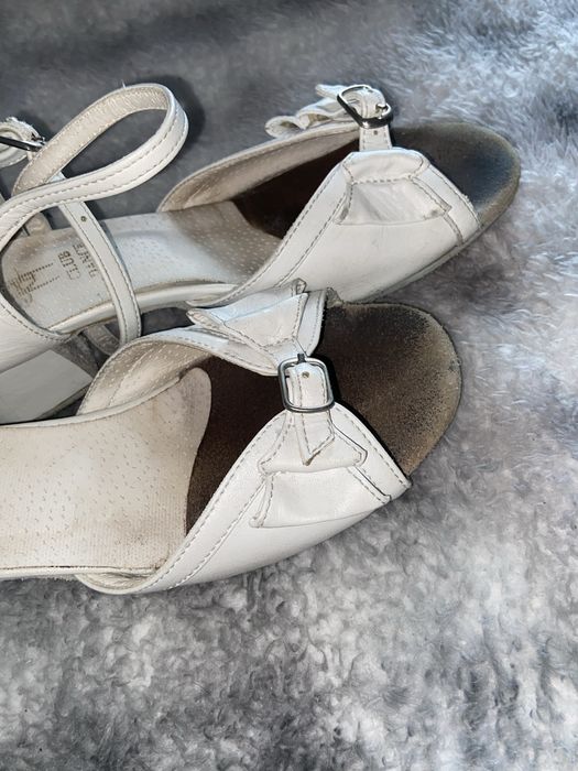 туфлі для бальних танців