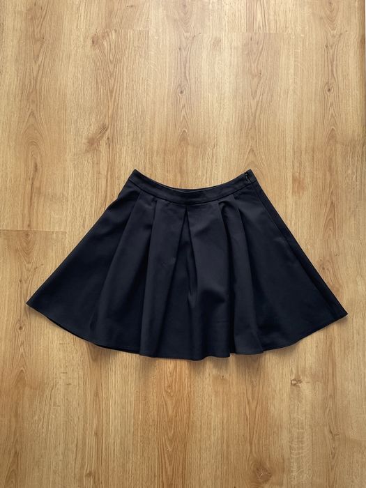 Czarna elegancka spódnica Mohito