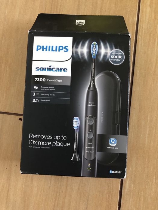 Електрична зубна щітка Philips
