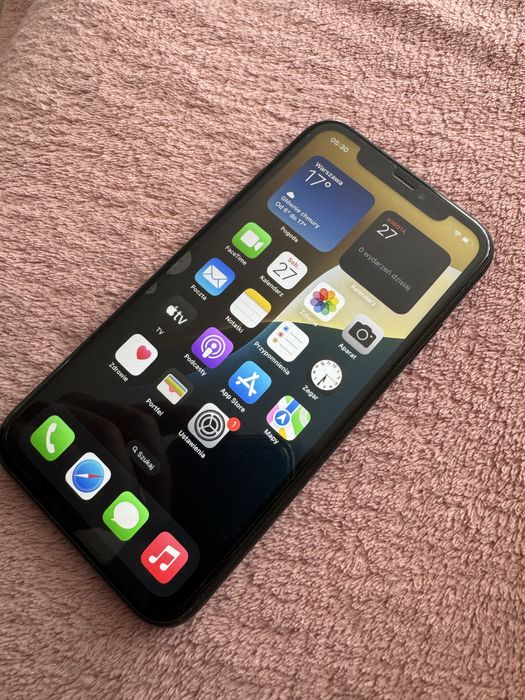 Iphone xr 64 gb, 84 % kondycji baterii, pudelko. Stan dobry.