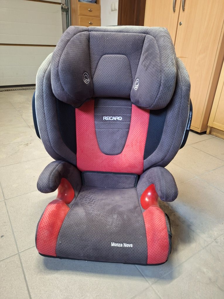Fotelik Recaro monza z głośnikami