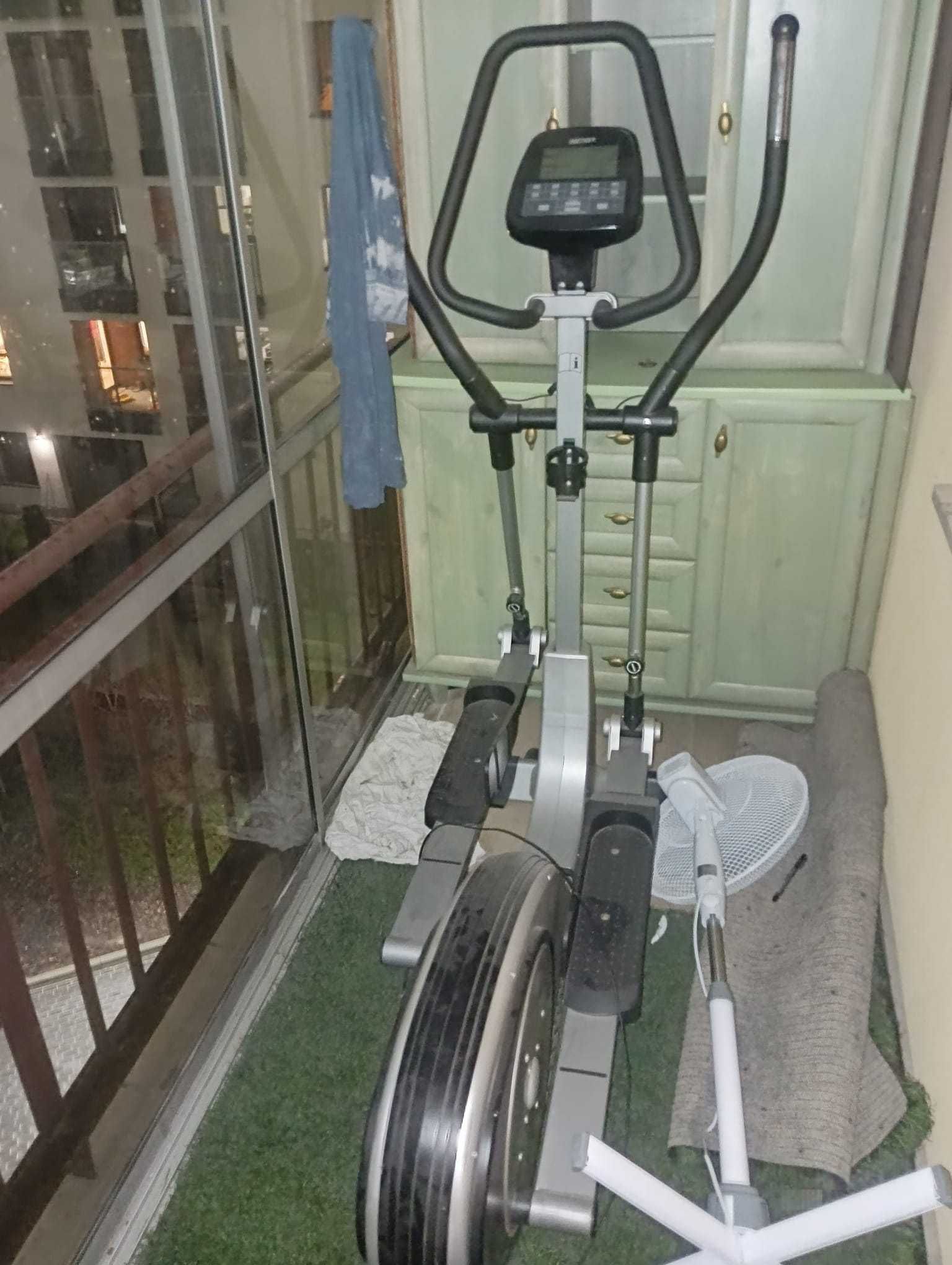 Crosstrainer X9.6 Orbitrek elektromagnetyczny