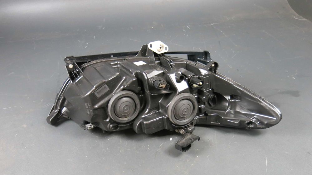 Ford Mondeo MK5 lampa przednia przód lewa