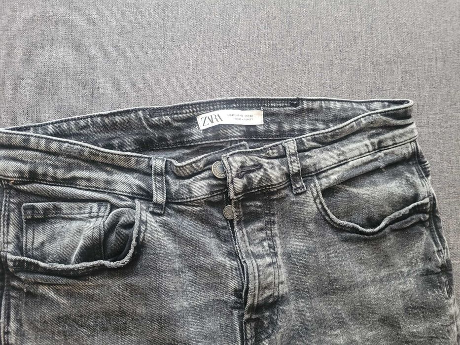 Spodnie jeans spodnie dżinsowe Zara 42 z rozdarciami