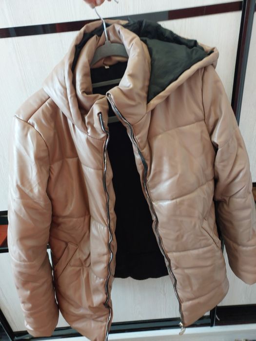 Куртка зимова жіноча