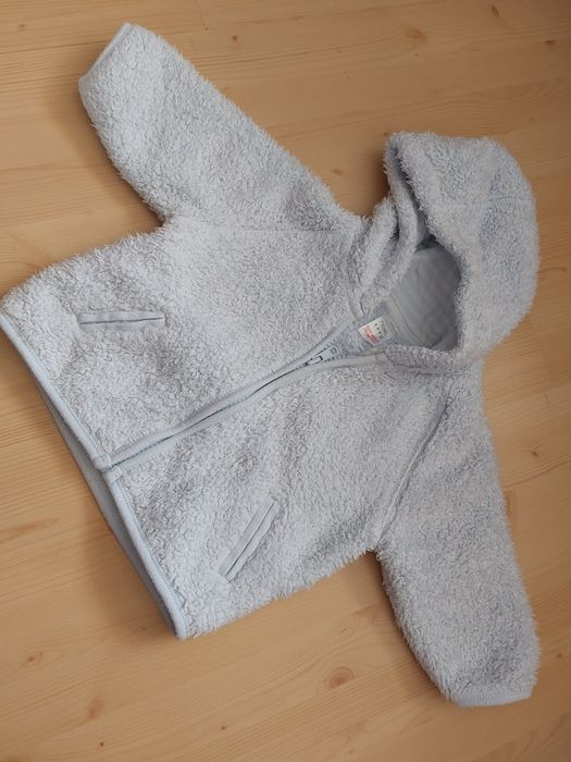 Ciepły sweterek na zamek