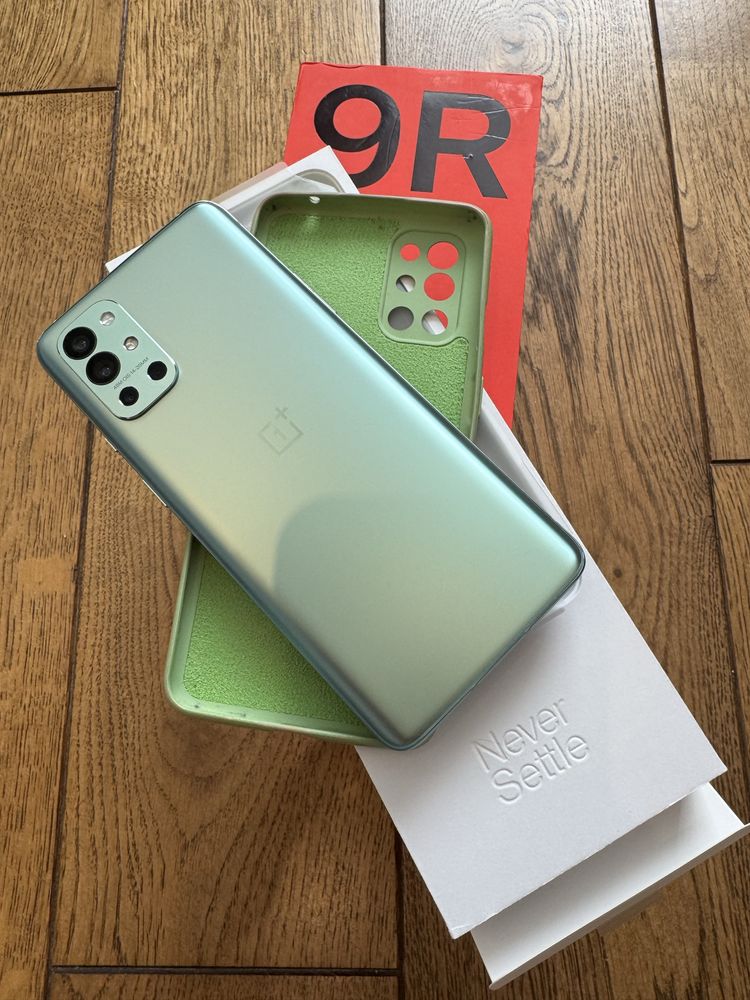 OnePlus 9r 12/256