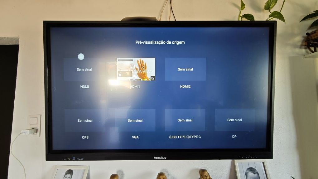 TV Interativa Traulux TX90 65 Polegadas