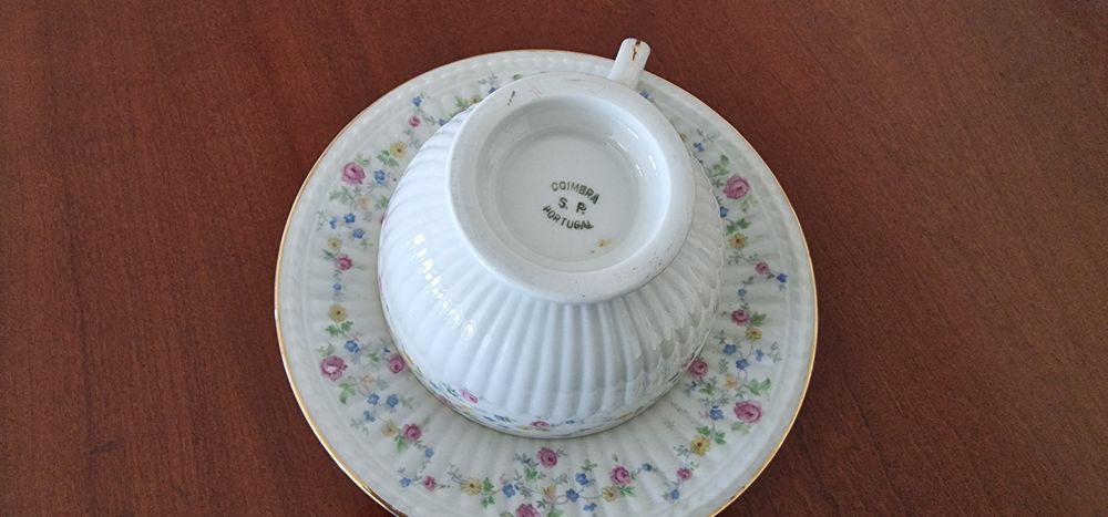 Porcelanas antigas de colecção