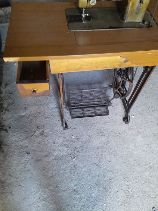 Máquina de costura.
