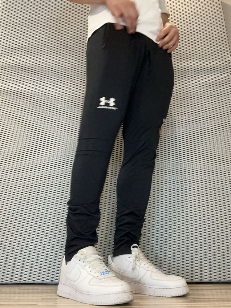 Spodnie Sportowe Under Armour Performance Fit Street Gym Style