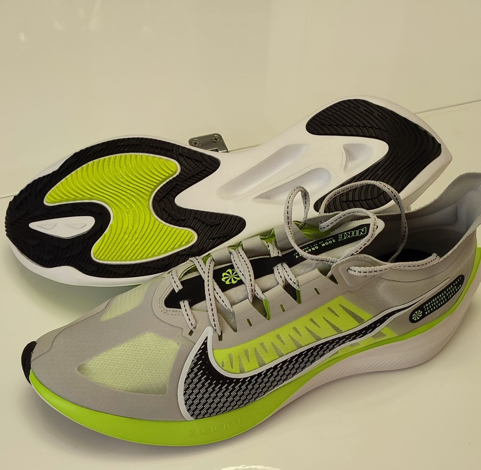 Nike zoom Gravity