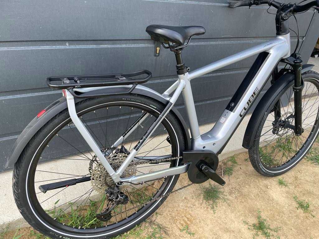 Rower elektryczny CUBE KATHMANDU sl