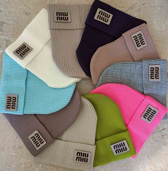 Шапка рубчик в'язка на флісі